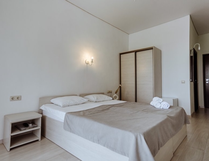 Стандартный 2-местный 1-комнатный (с балконом) - Пансионат «Ривьера»