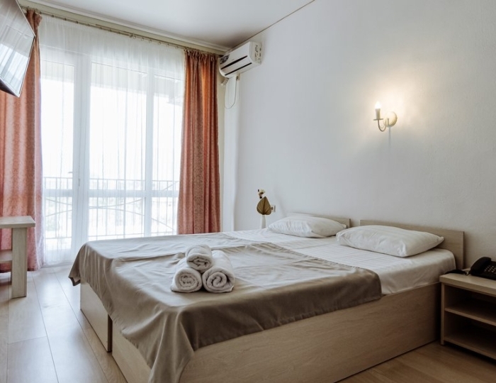 Стандартный 2-местный 1-комнатный (с балконом) - Пансионат «Ривьера»